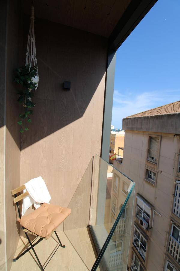 Sunny Elite Apartment Малага Екстериор снимка