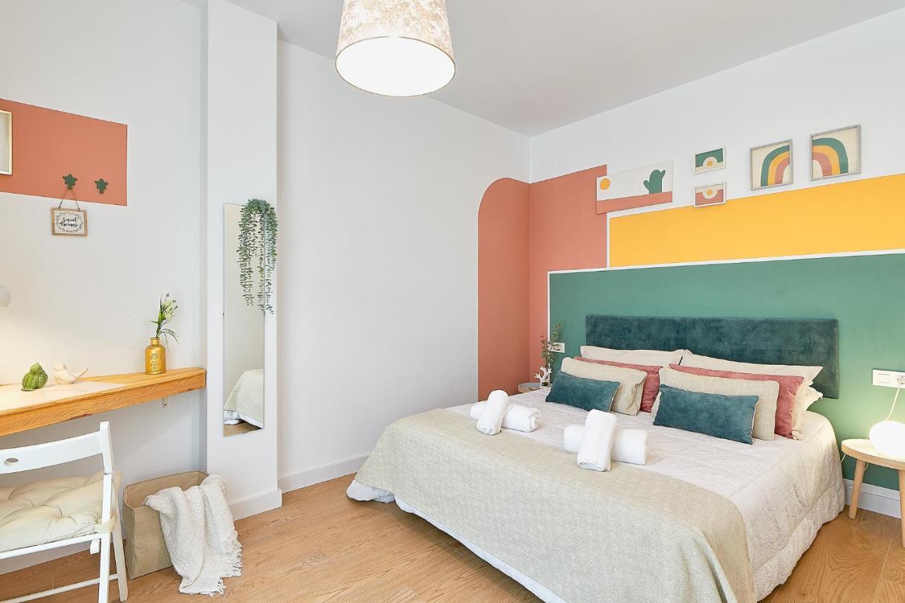 Sunny Elite Apartment Малага Екстериор снимка